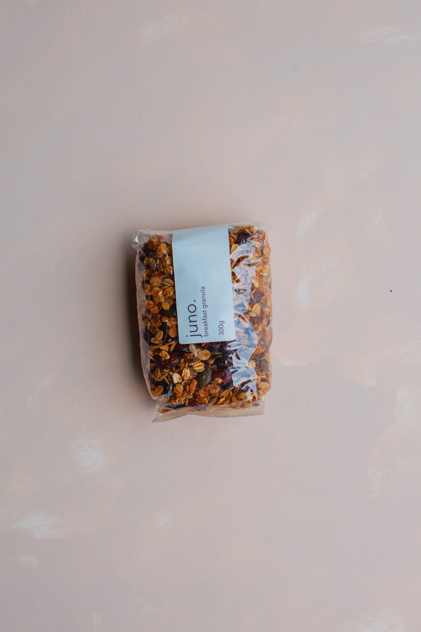 Juno. Granola