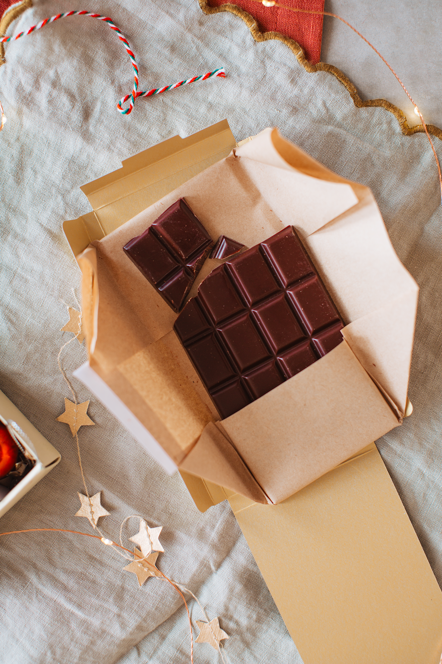 Bare Bones Christmas Chocolate Cake Recipe Kit