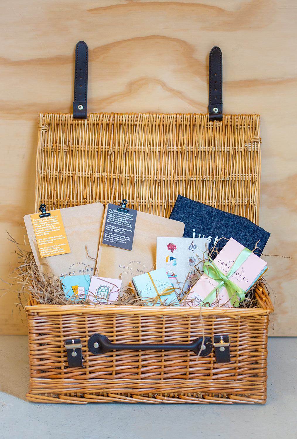 Deluxe Bare Bones Collection Hamper