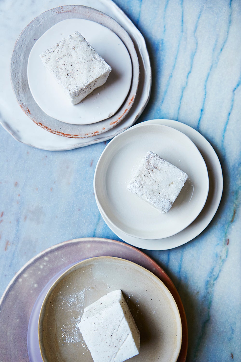Madagascan vanilla bean marshmallows by The Marshmallowist, paired with Bare Bones hot chocolate